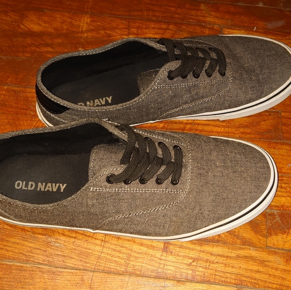 Men's Old Navy size 9 shoes - Picture 2 of 7